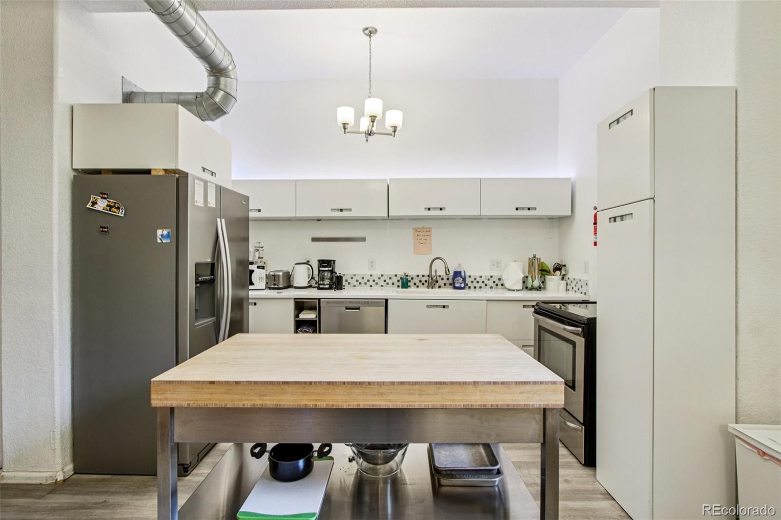 MLS Image #8 for 915  26th street,denver, Colorado