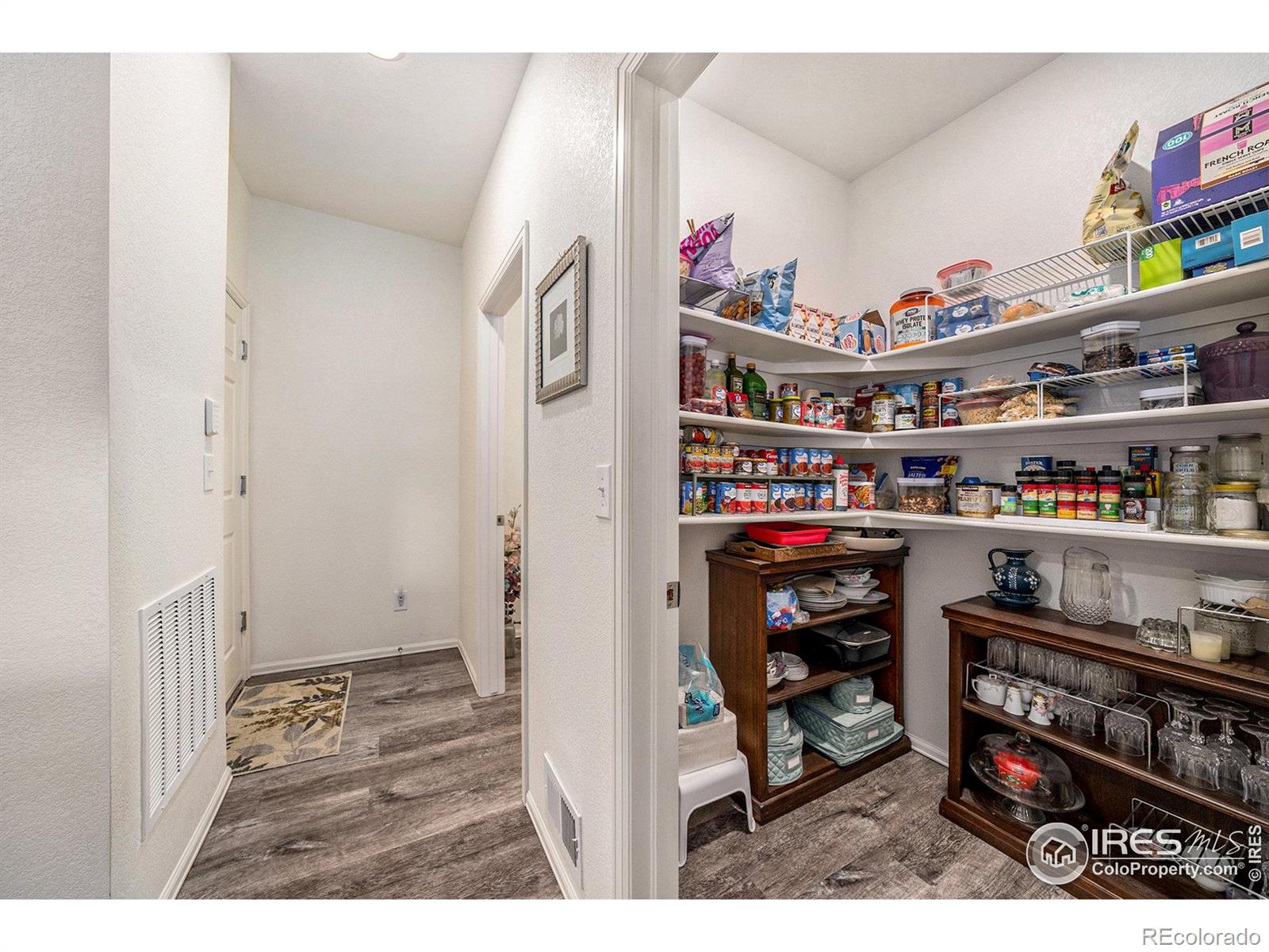 MLS Image #19 for 926  birchdale court,windsor, Colorado
