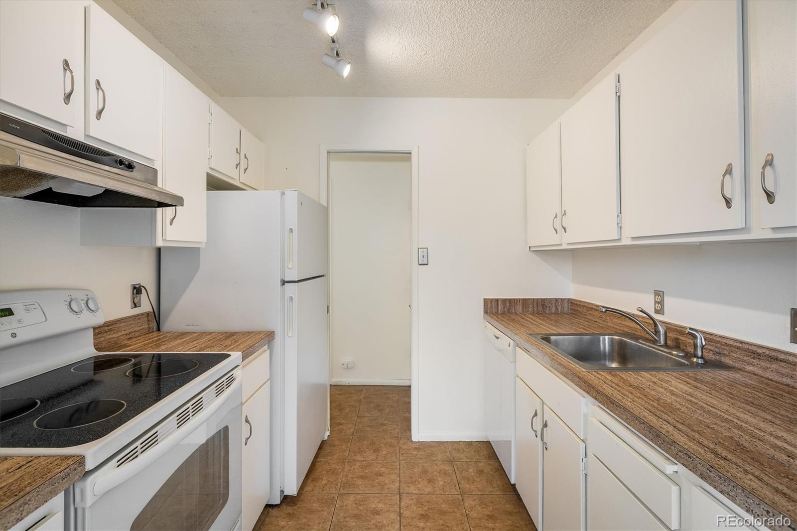 MLS Image #10 for 850  20th street,boulder, Colorado