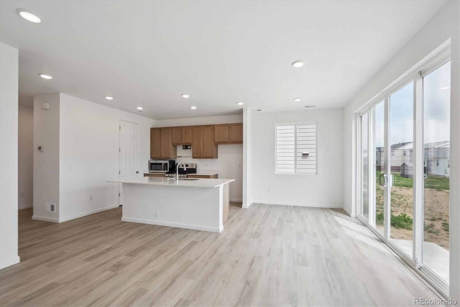 MLS Image #3 for 4678  sugar beet street,johnstown, Colorado