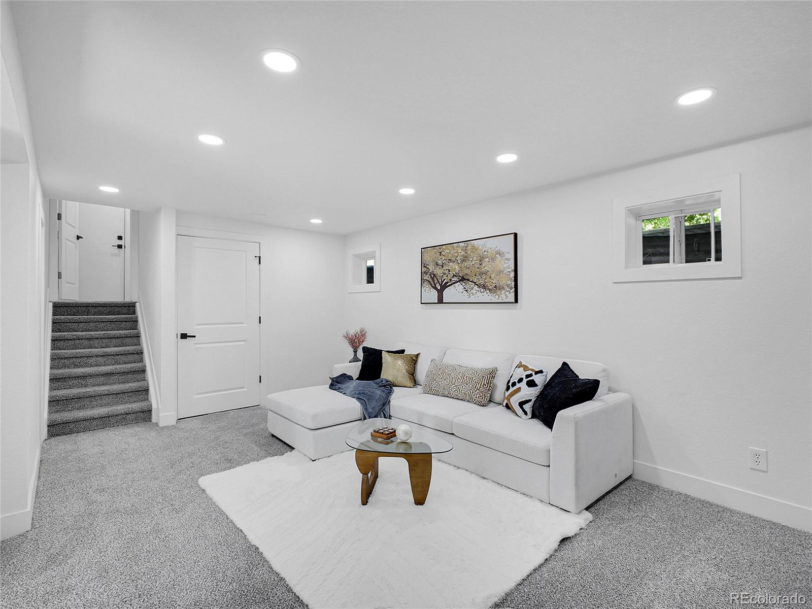 MLS Image #19 for 1517 s elkhart street,aurora, Colorado