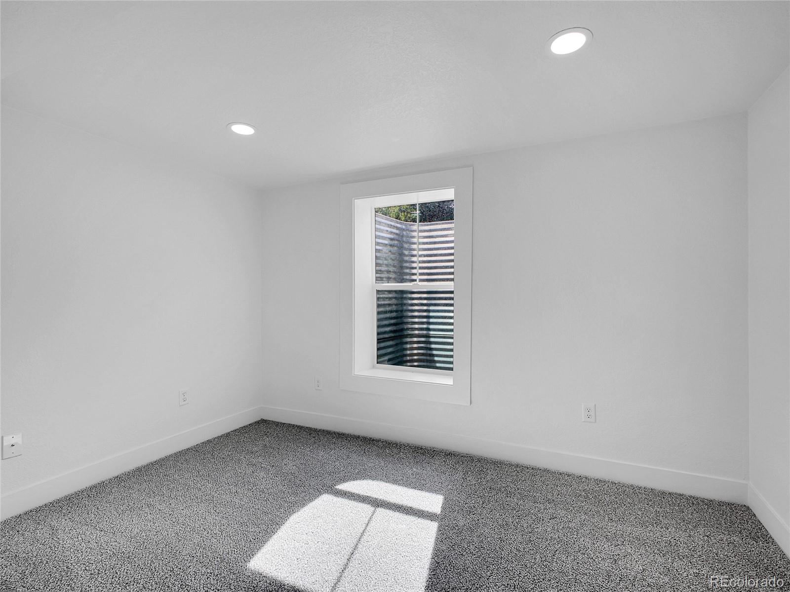 MLS Image #21 for 1517 s elkhart street,aurora, Colorado