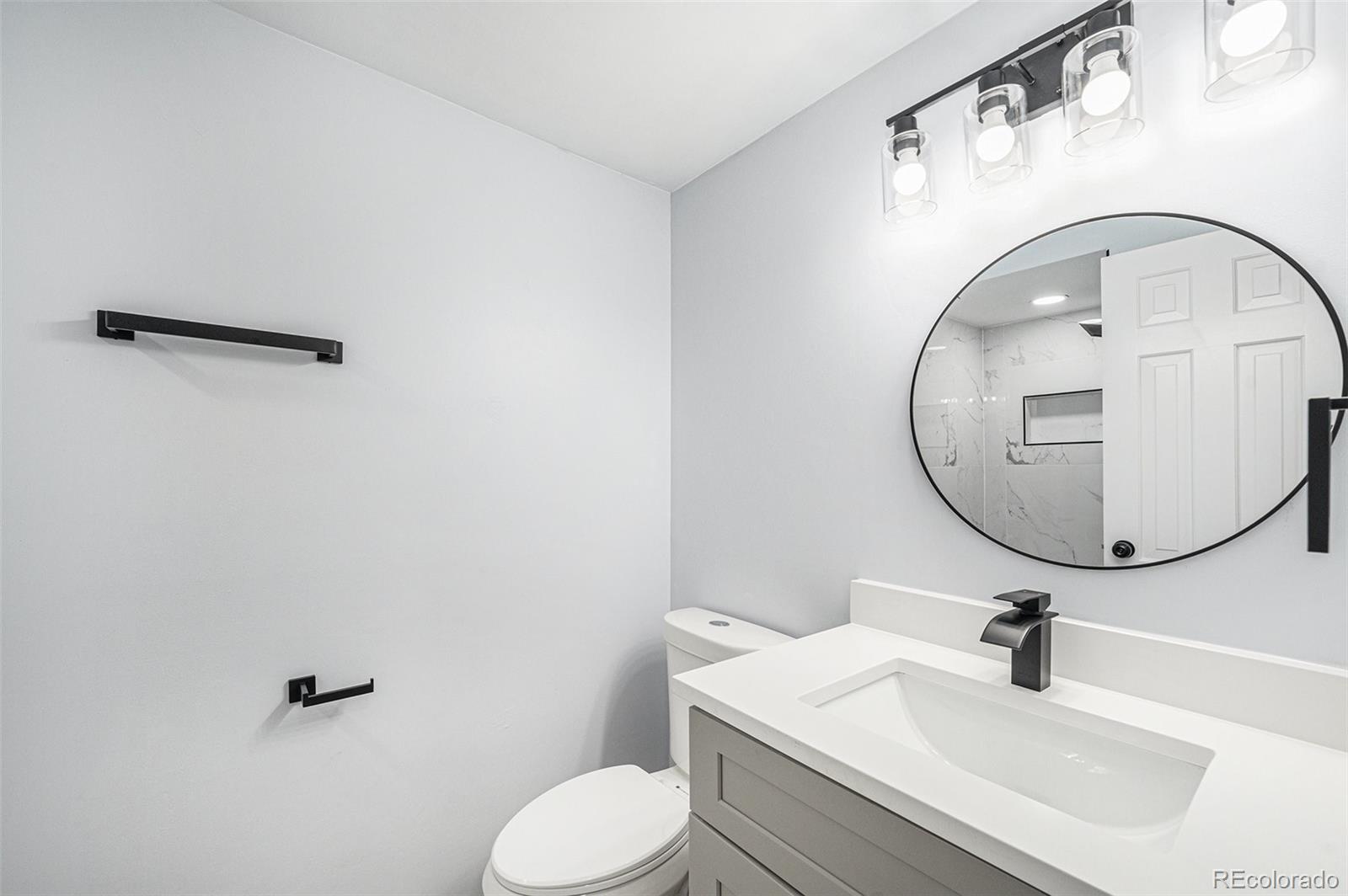 MLS Image #10 for 2203 s holly street,denver, Colorado