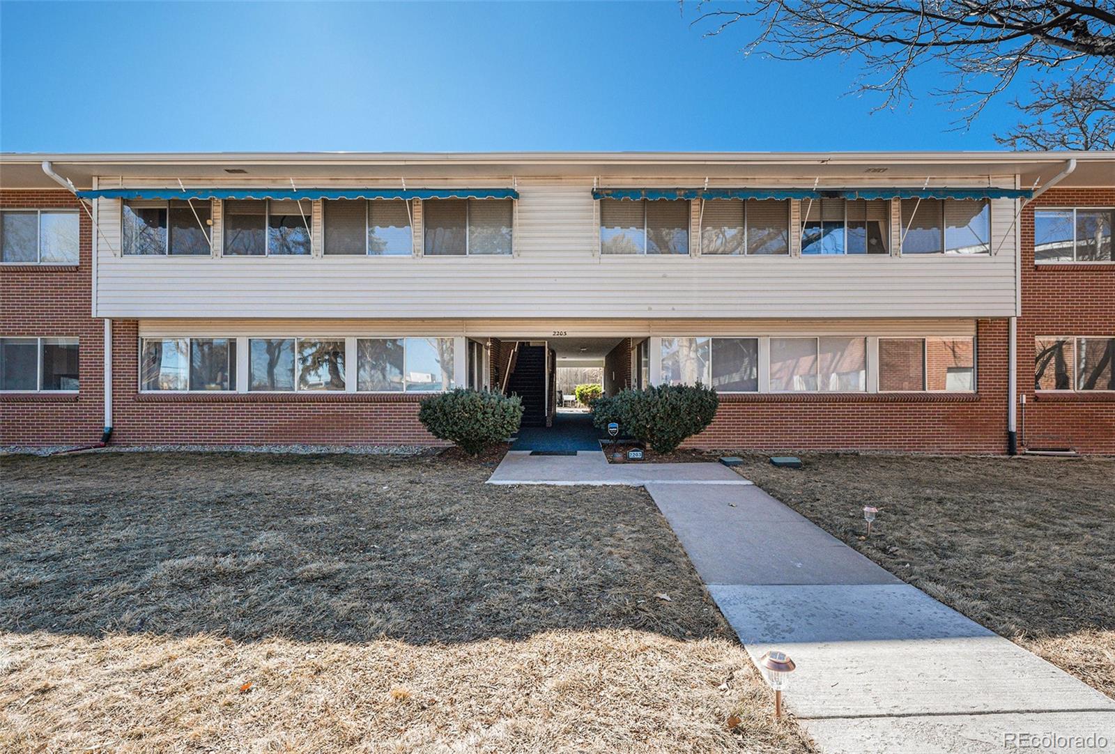 MLS Image #15 for 2203 s holly street,denver, Colorado