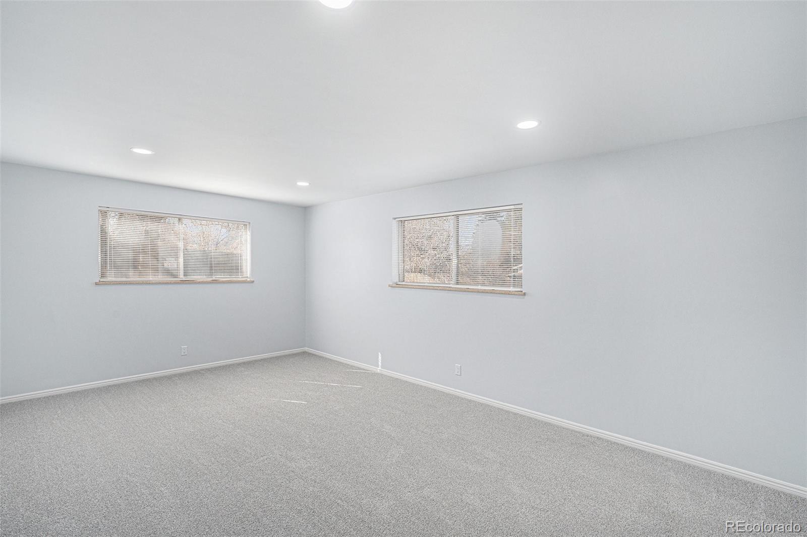 MLS Image #9 for 2203 s holly street,denver, Colorado