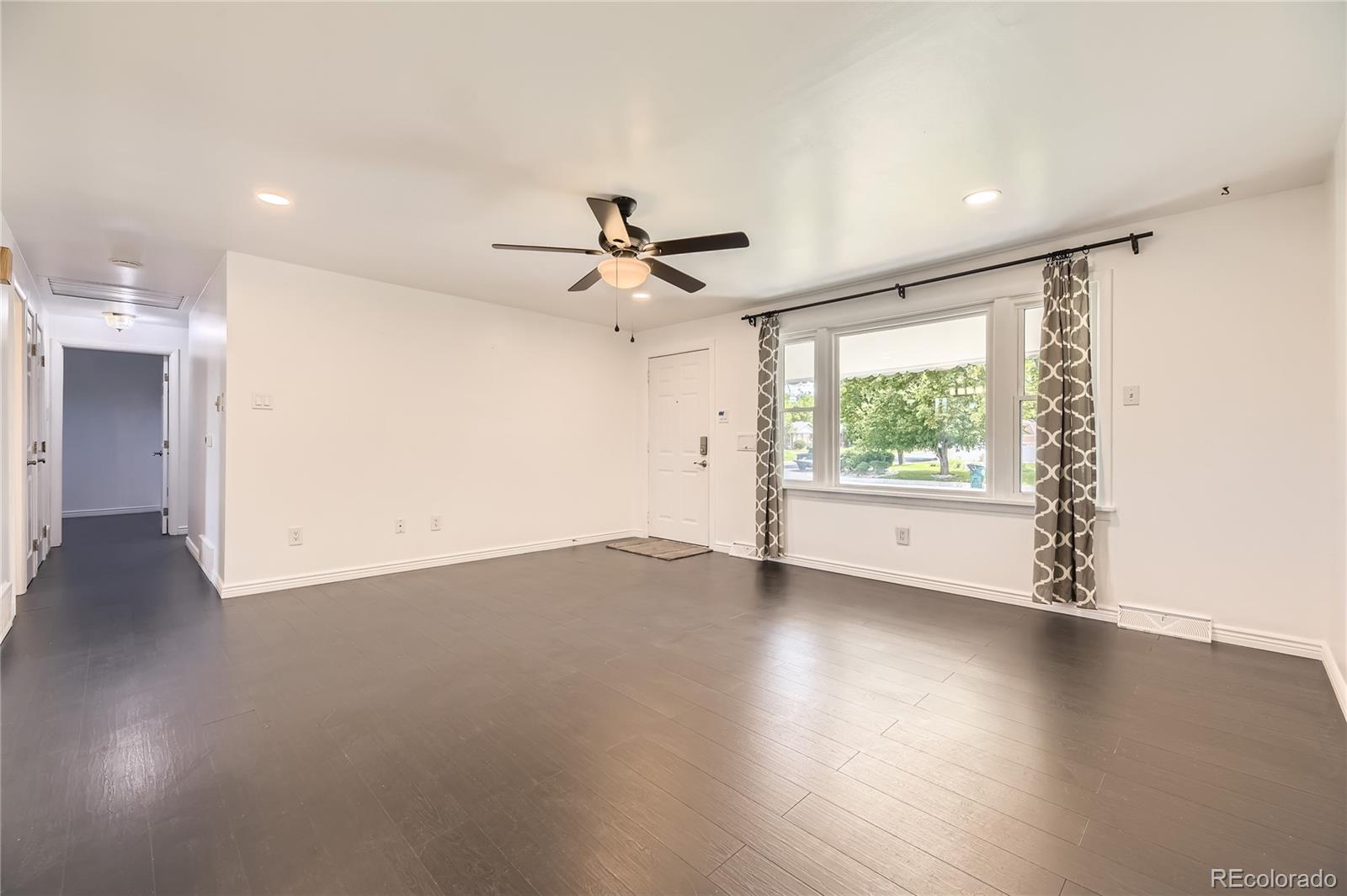MLS Image #4 for 10633 e 6th place,aurora, Colorado