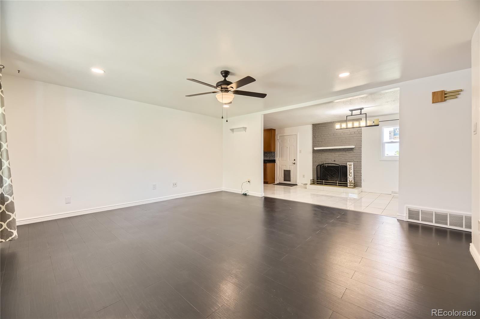 MLS Image #5 for 10633 e 6th place,aurora, Colorado