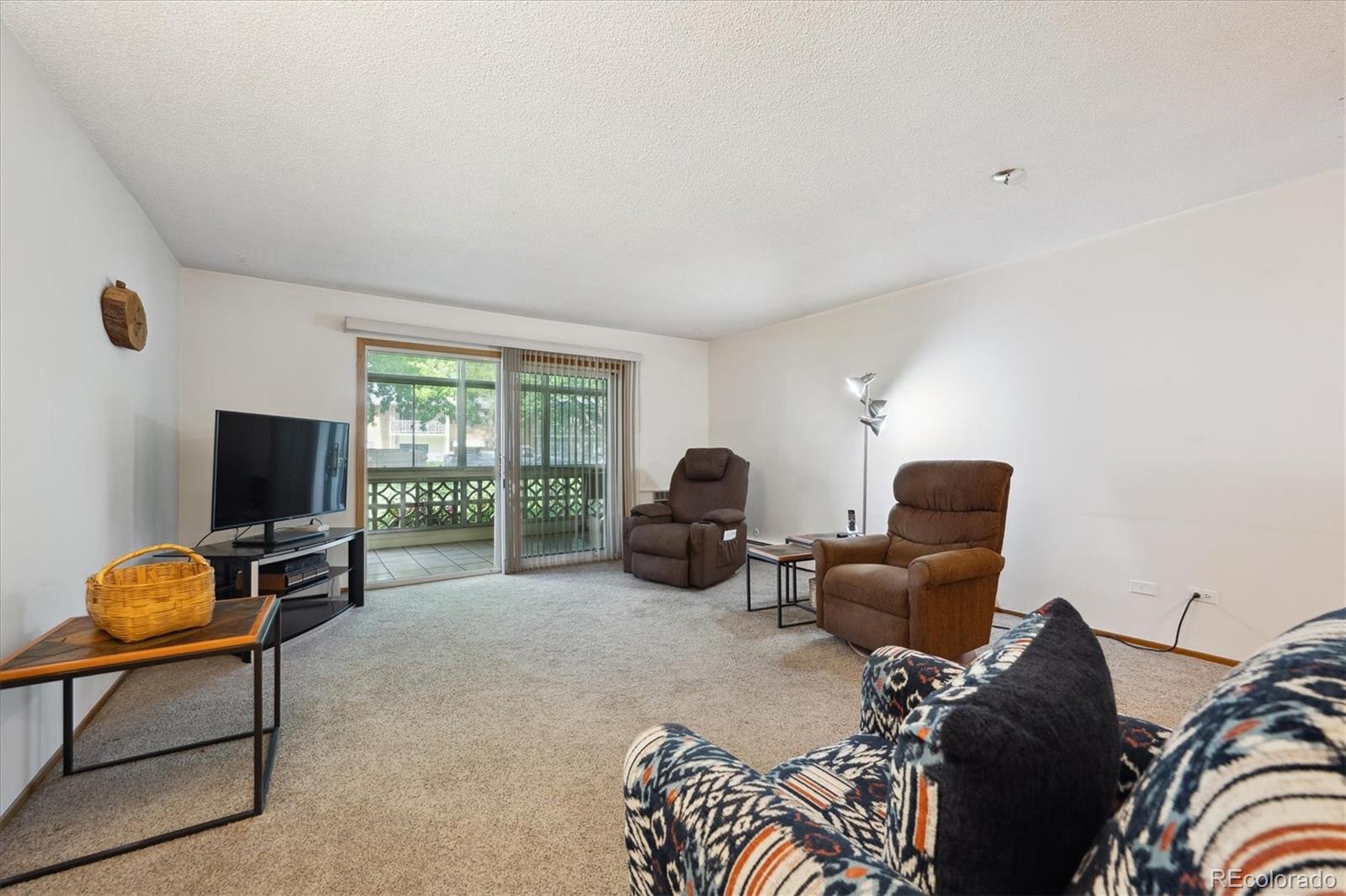 MLS Image #4 for 710 s clinton street 1a,denver, Colorado