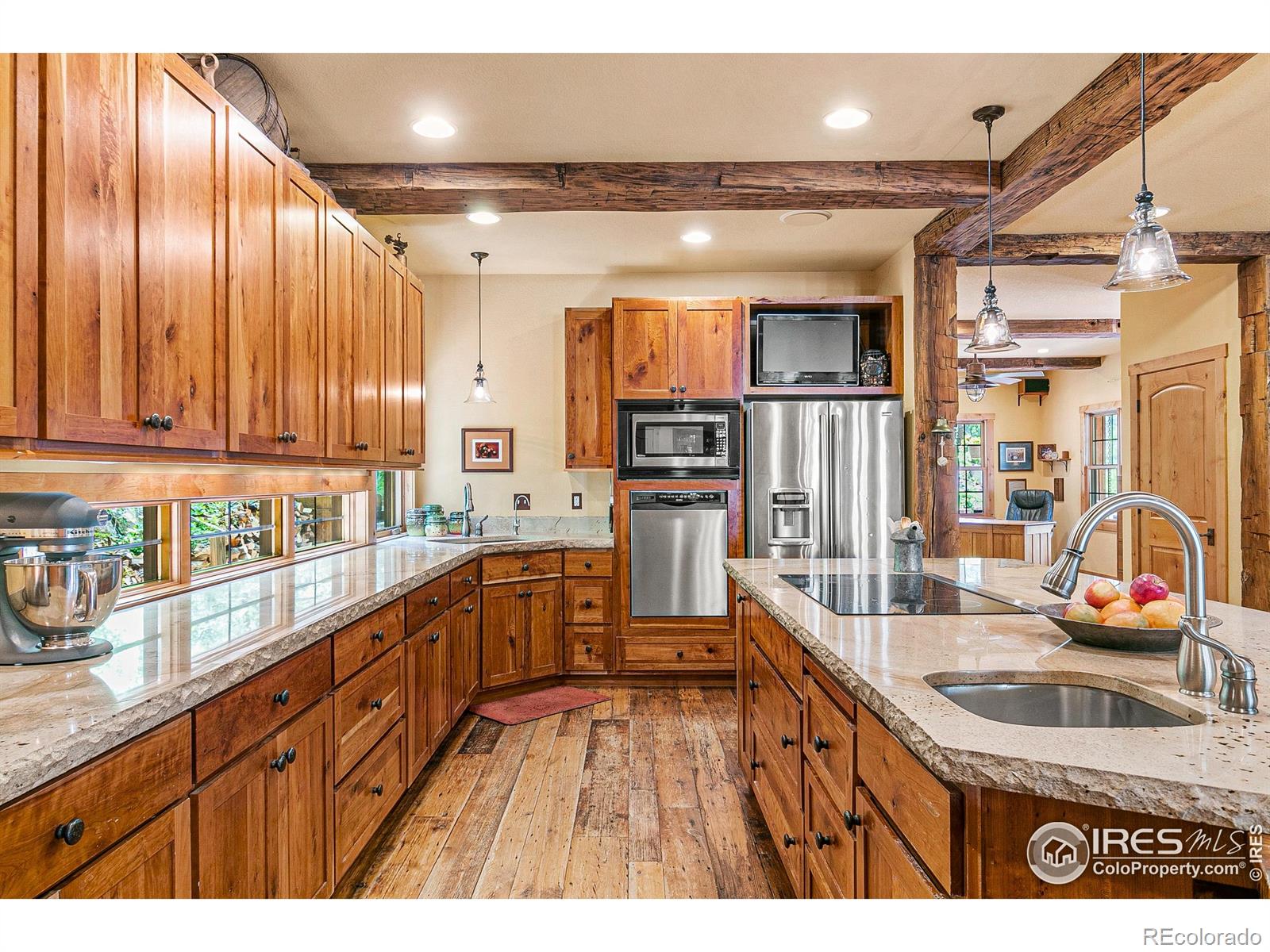 MLS Image #13 for 16996 n saint vrain drive,lyons, Colorado