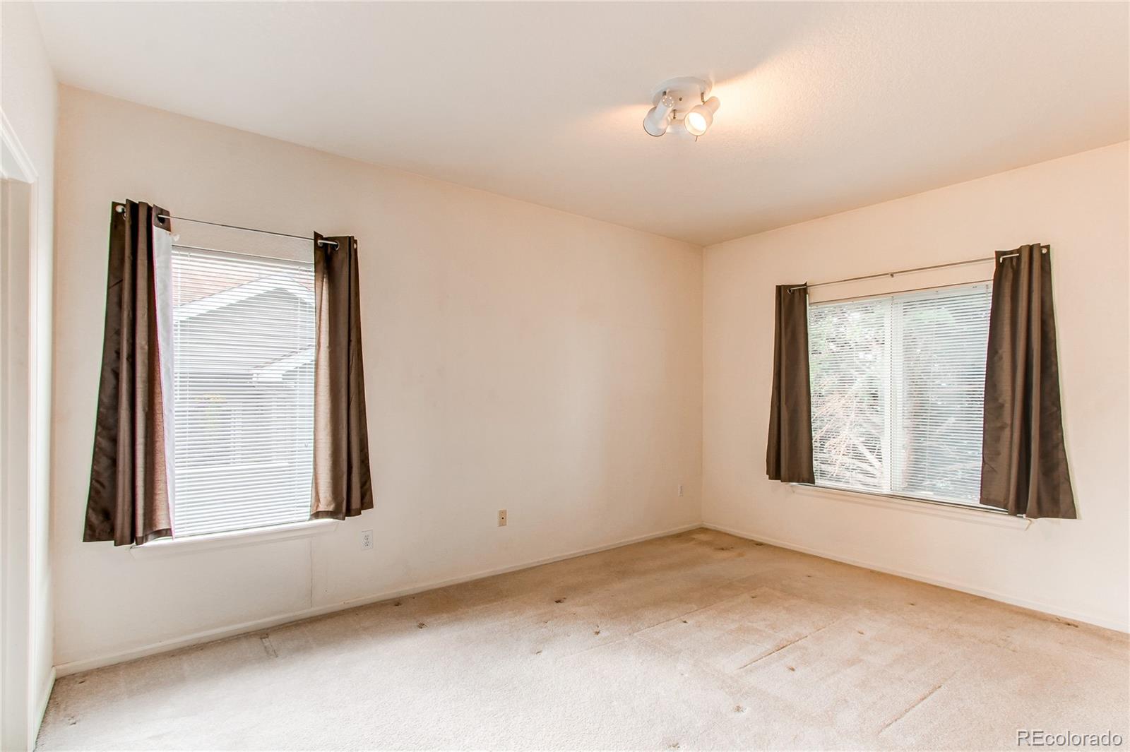 MLS Image #14 for 908 s yampa street,aurora, Colorado