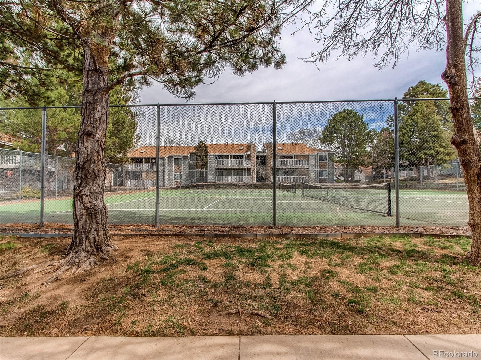 MLS Image #28 for 908 s yampa street,aurora, Colorado