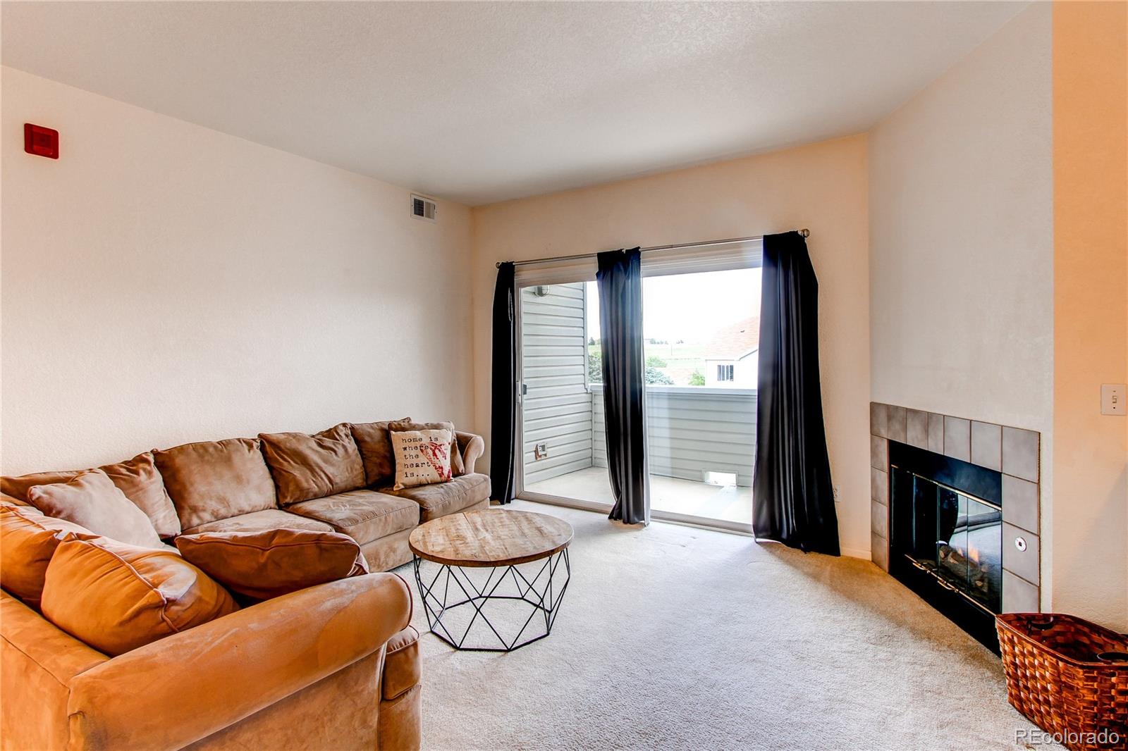 MLS Image #3 for 908 s yampa street,aurora, Colorado