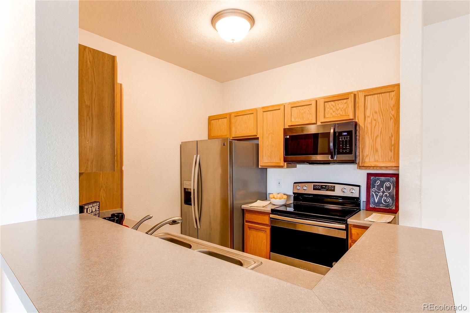 MLS Image #8 for 908 s yampa street,aurora, Colorado