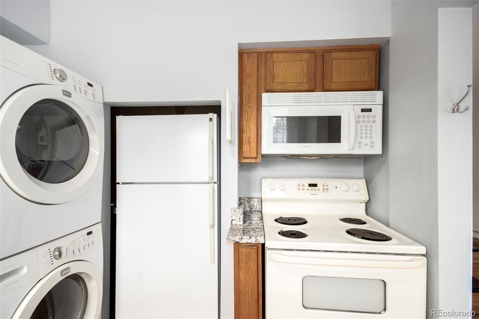 MLS Image #11 for 2856  jasmine street,denver, Colorado