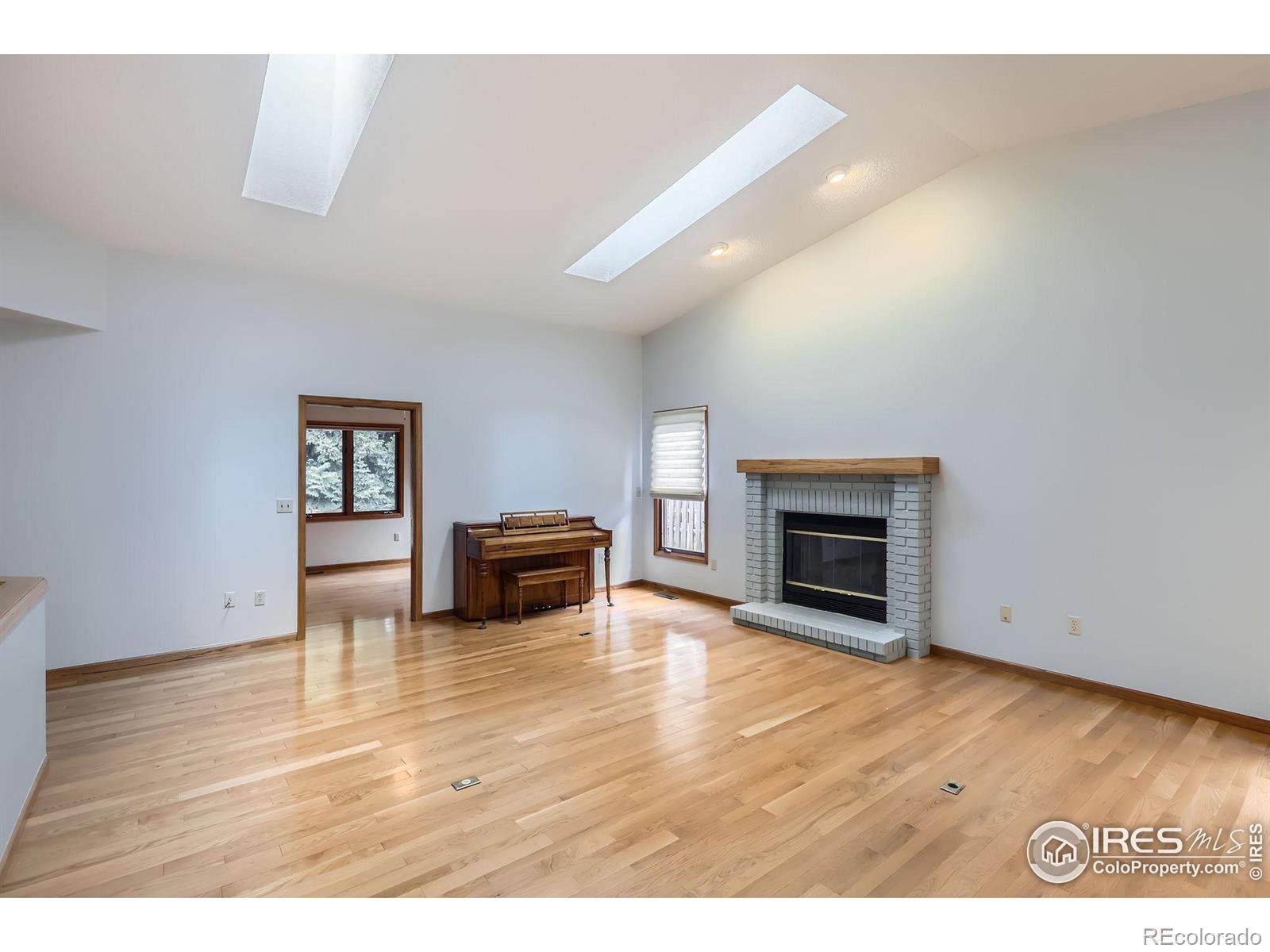 MLS Image #3 for 1154  spanish oak court,fort collins, Colorado