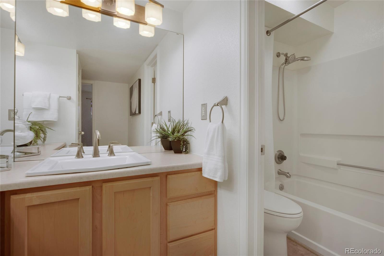 MLS Image #24 for 9160 e arbor circle,englewood, Colorado