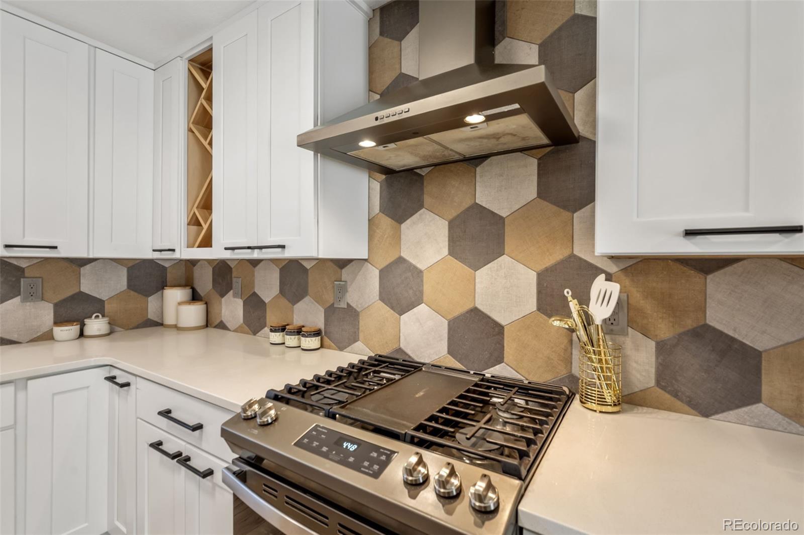 MLS Image #12 for 727  locust street,fort collins, Colorado