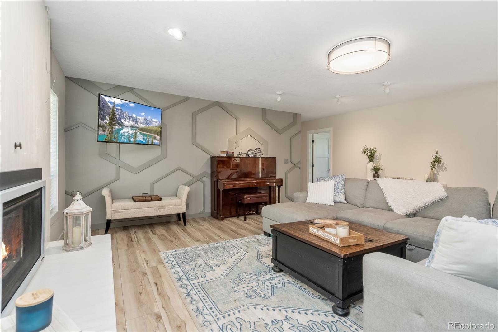 MLS Image #6 for 727  locust street,fort collins, Colorado
