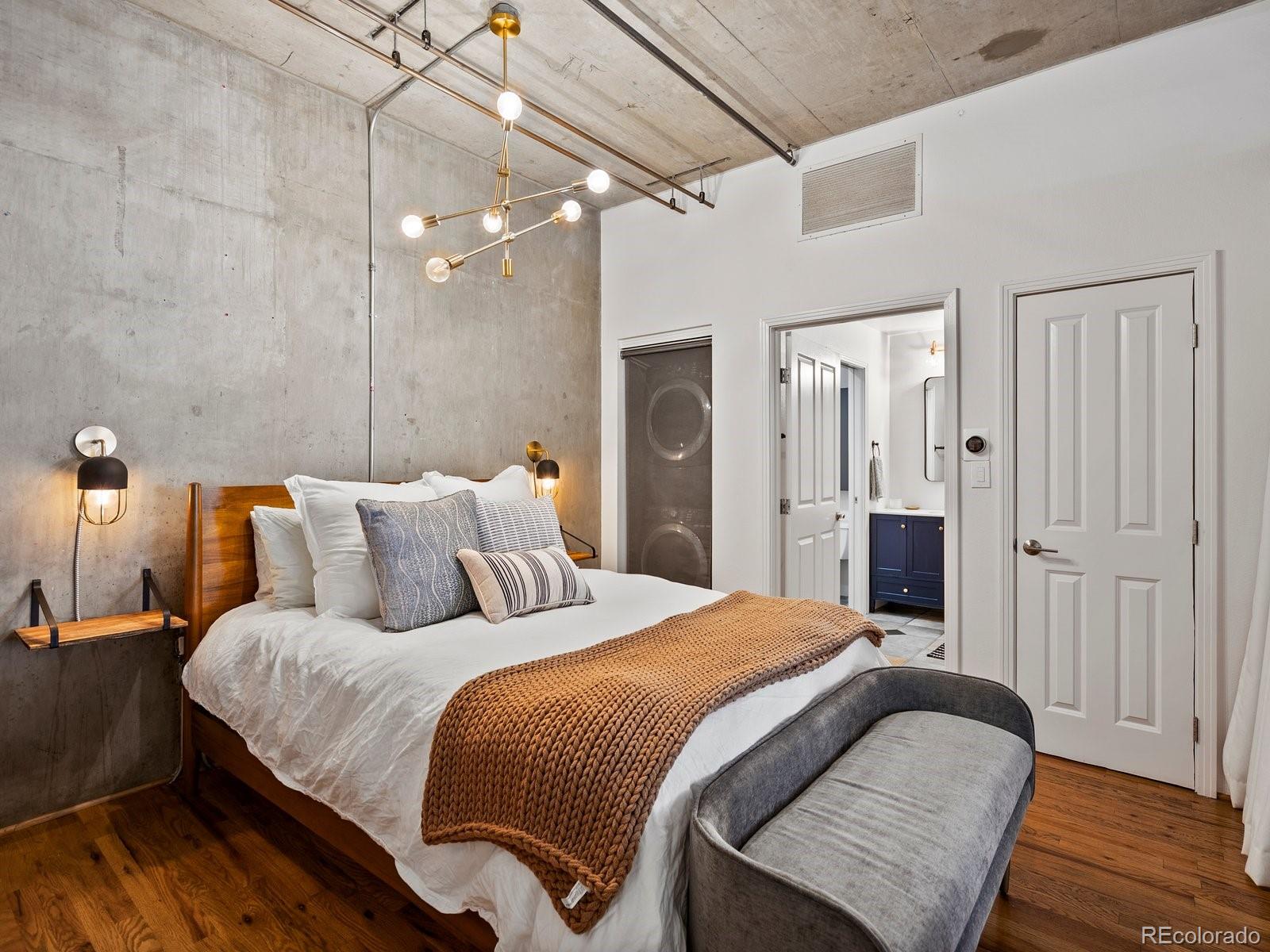 MLS Image #10 for 1499  blake street,denver, Colorado