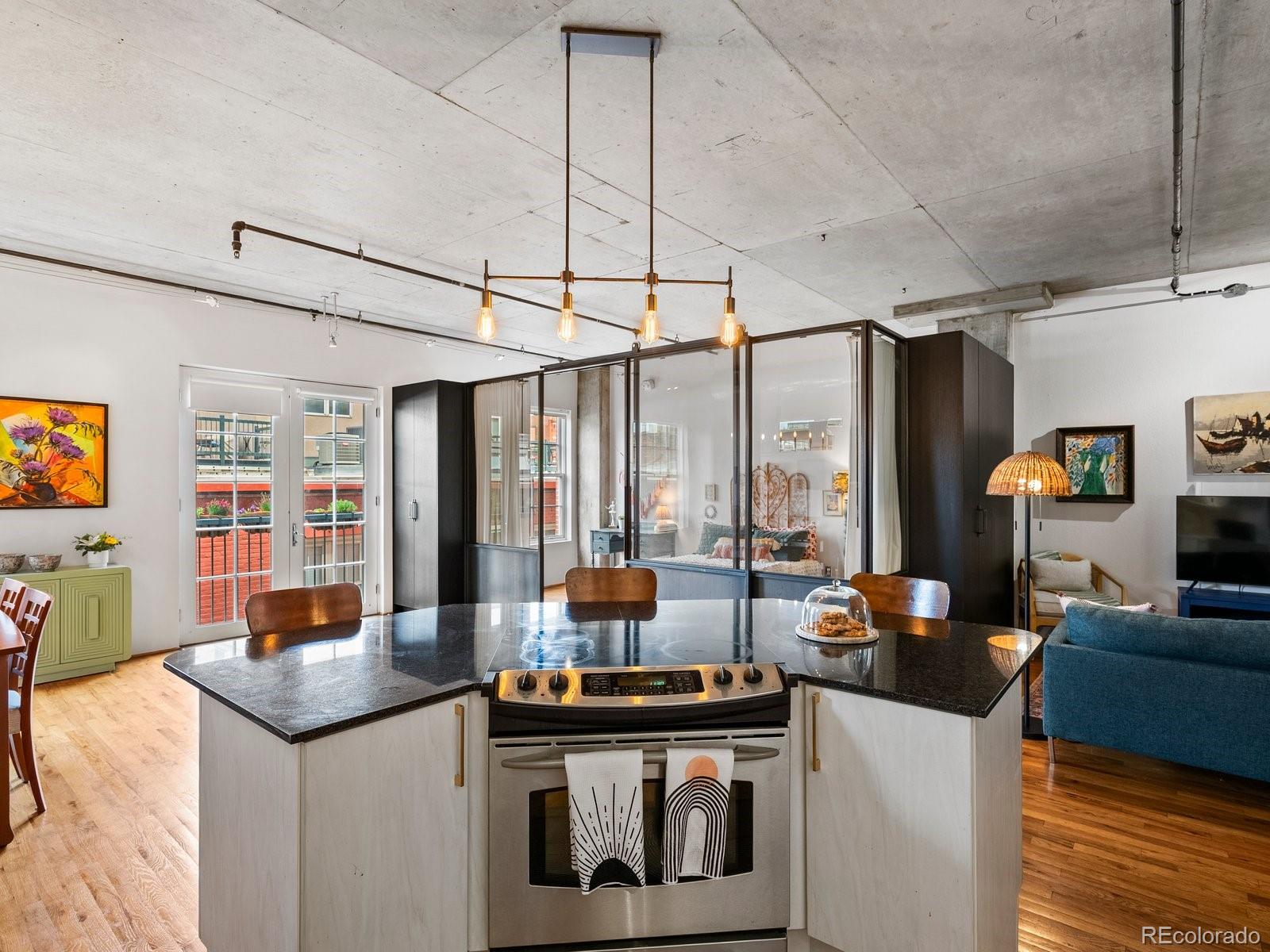 MLS Image #14 for 1499  blake street,denver, Colorado