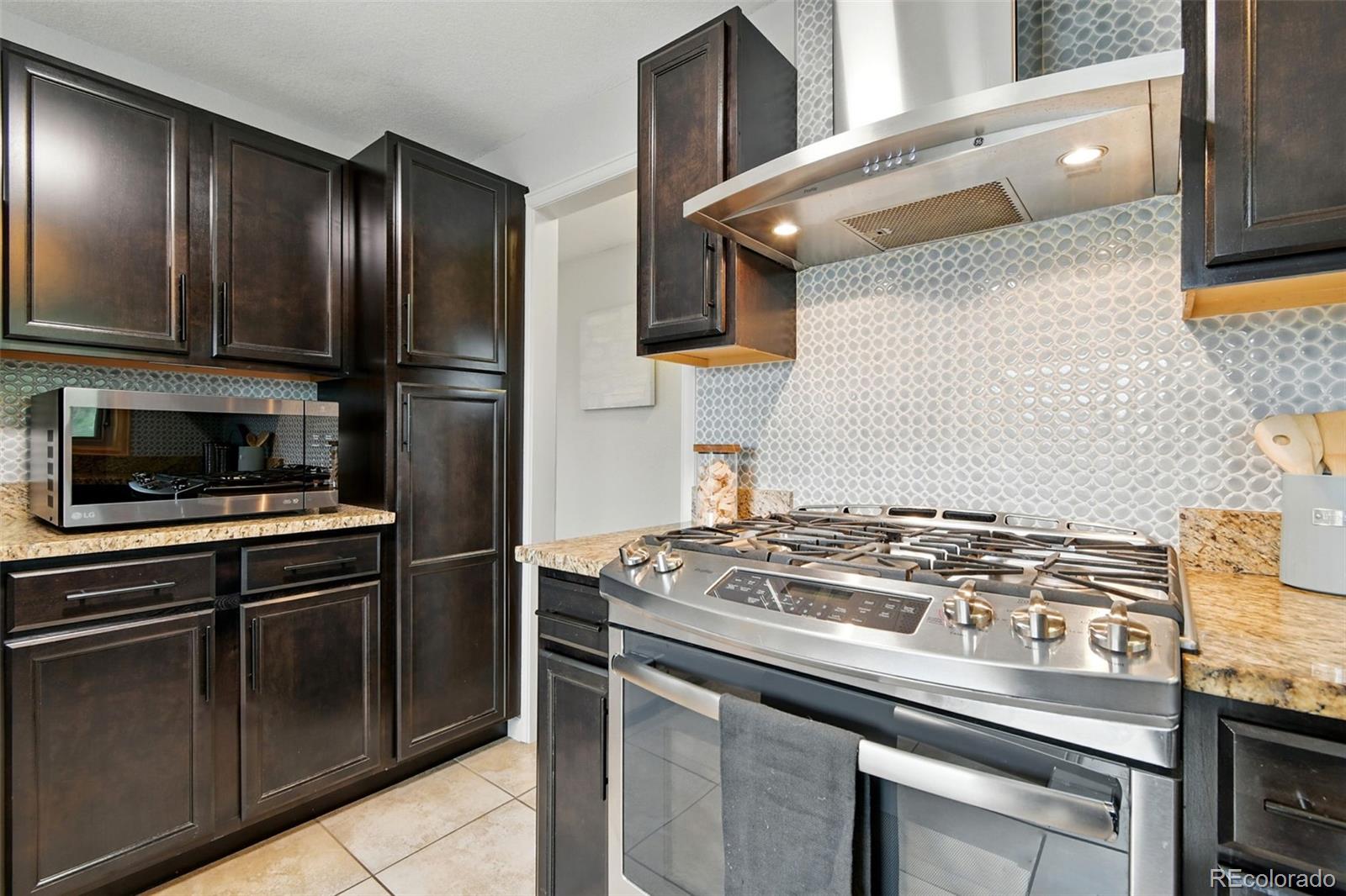 MLS Image #12 for 6205  pierce street,arvada, Colorado