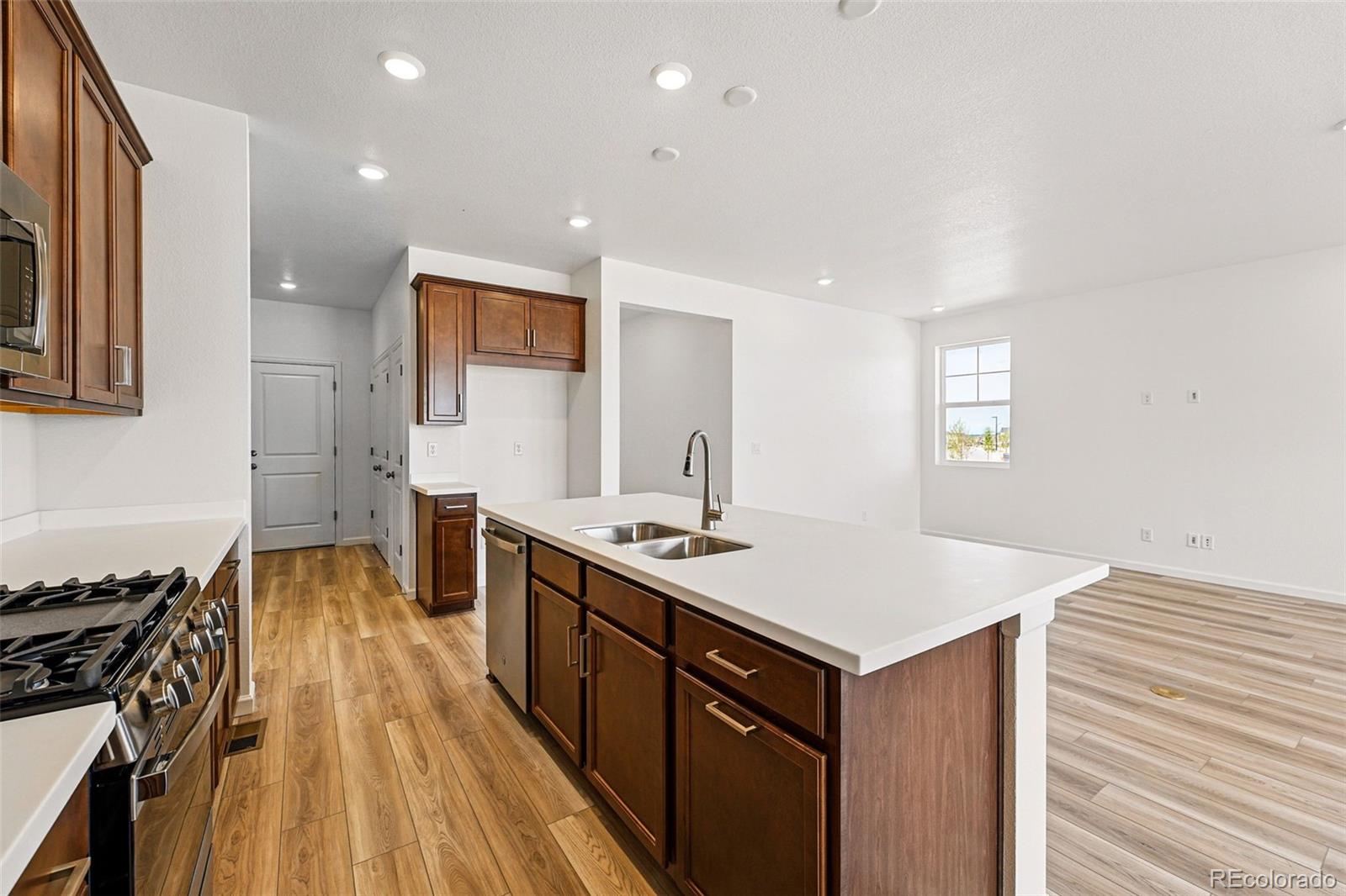 MLS Image #19 for 3401 n denali street,aurora, Colorado
