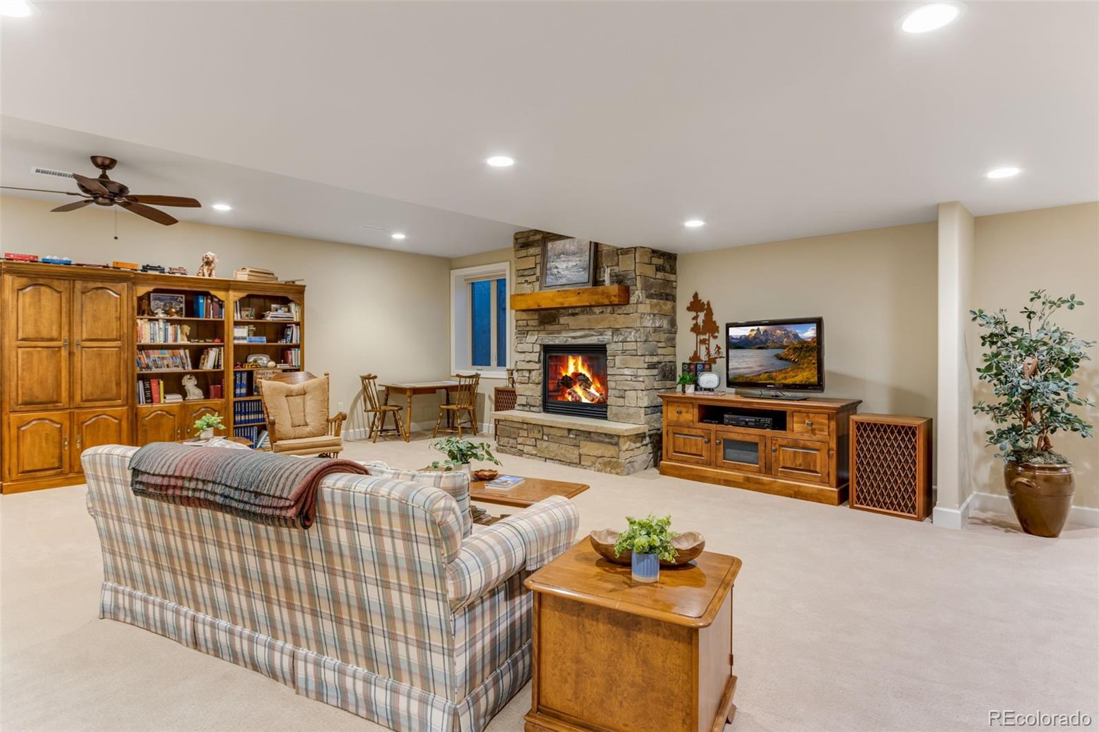 MLS Image #36 for 7992  rising sun court,windsor, Colorado