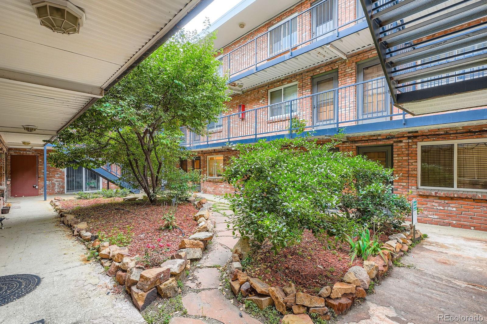 MLS Image #9 for 155 s pennsylvania street,denver, Colorado