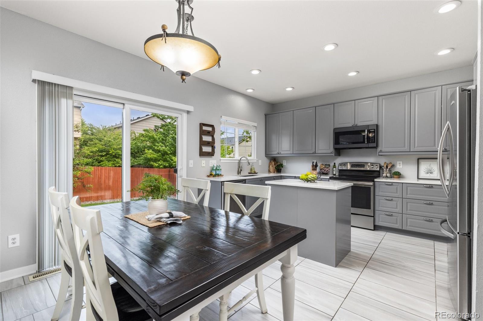 MLS Image #6 for 5733 s yakima way,aurora, Colorado