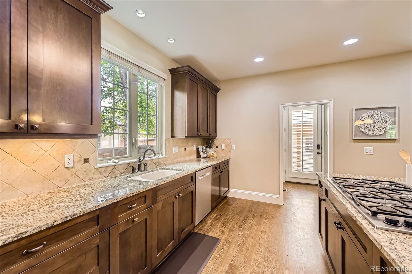 MLS Image #11 for 1410 s elizabeth street,denver, Colorado