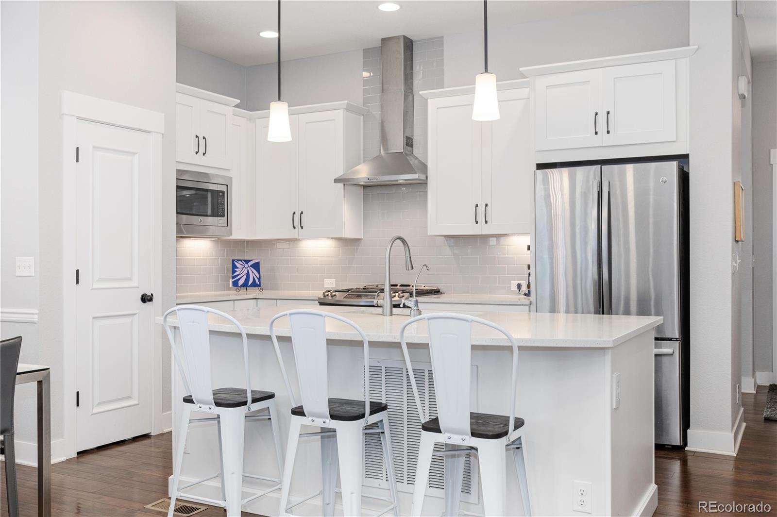 MLS Image #4 for 8768 e 54th place,denver, Colorado