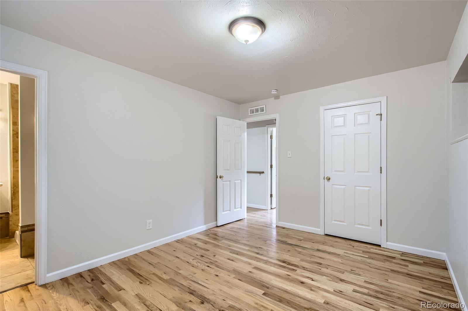 MLS Image #12 for 3107 s wolff street,denver, Colorado