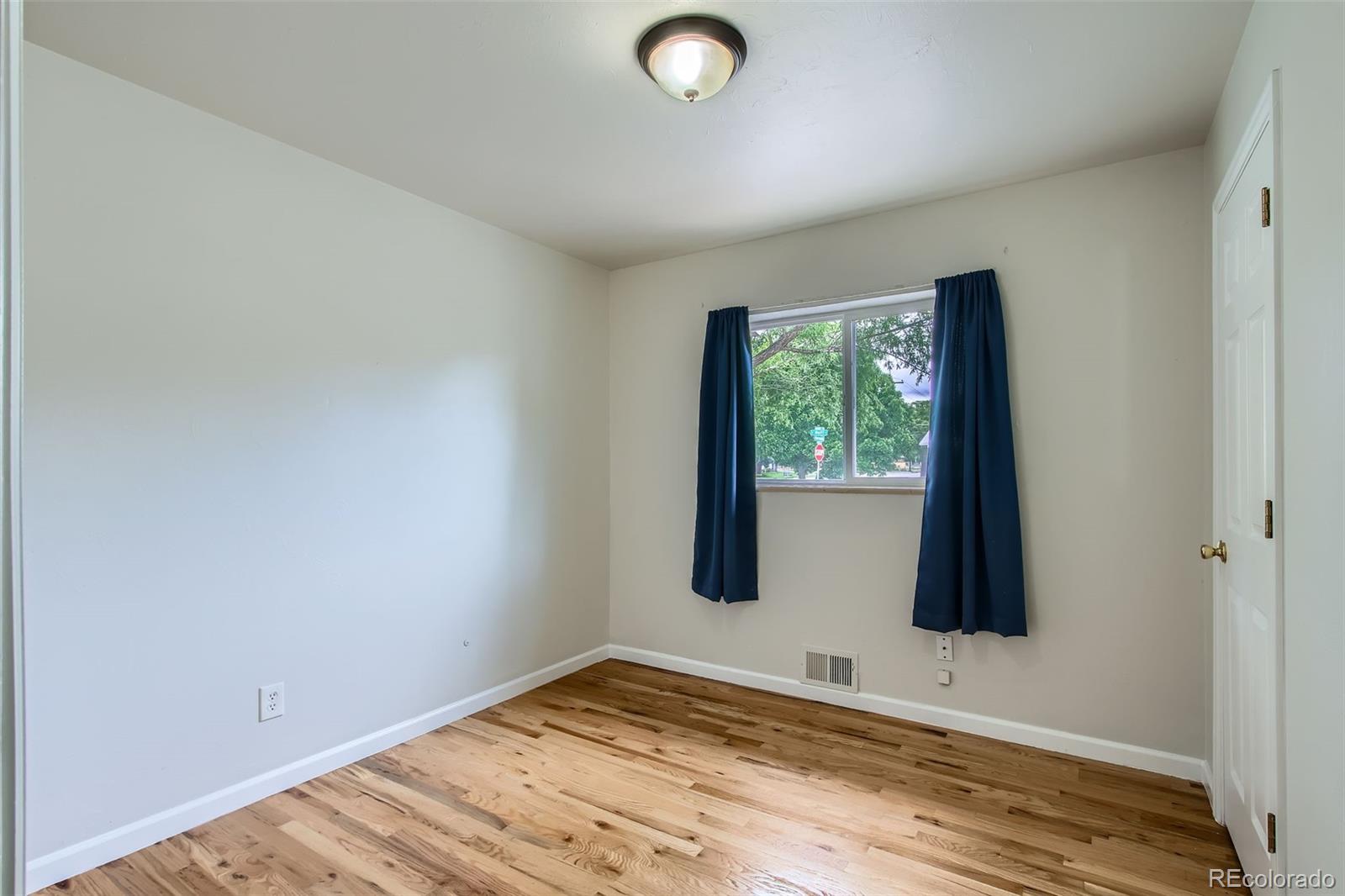 MLS Image #15 for 3107 s wolff street,denver, Colorado