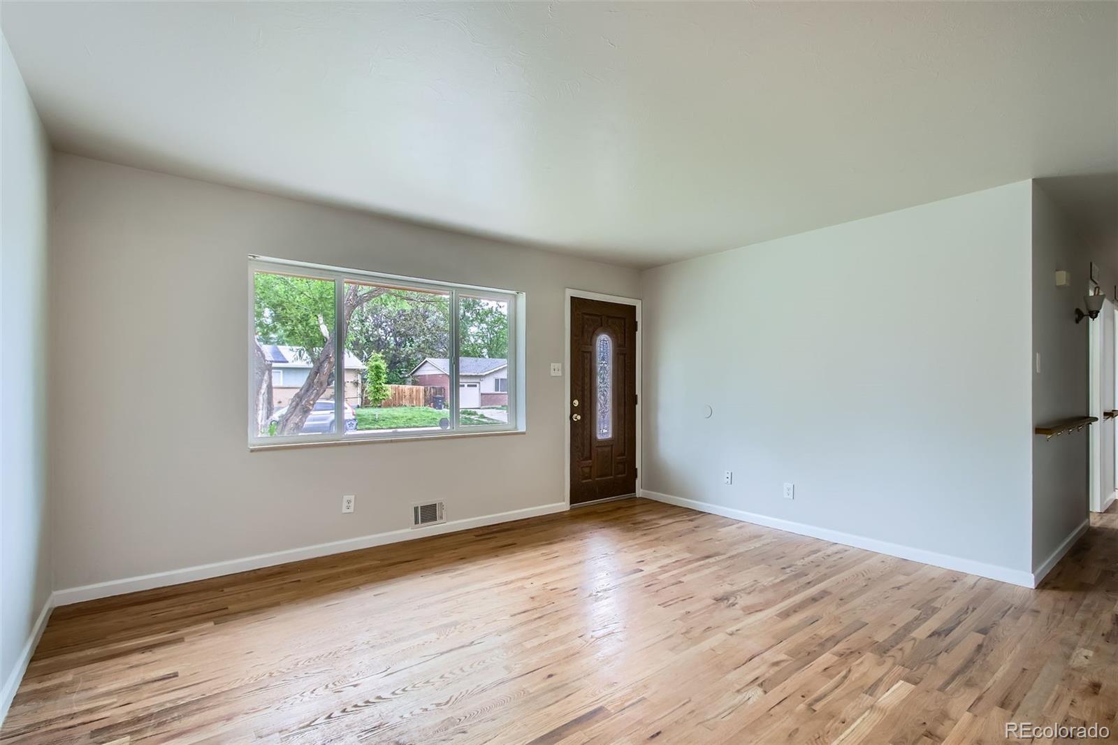 MLS Image #4 for 3107 s wolff street,denver, Colorado