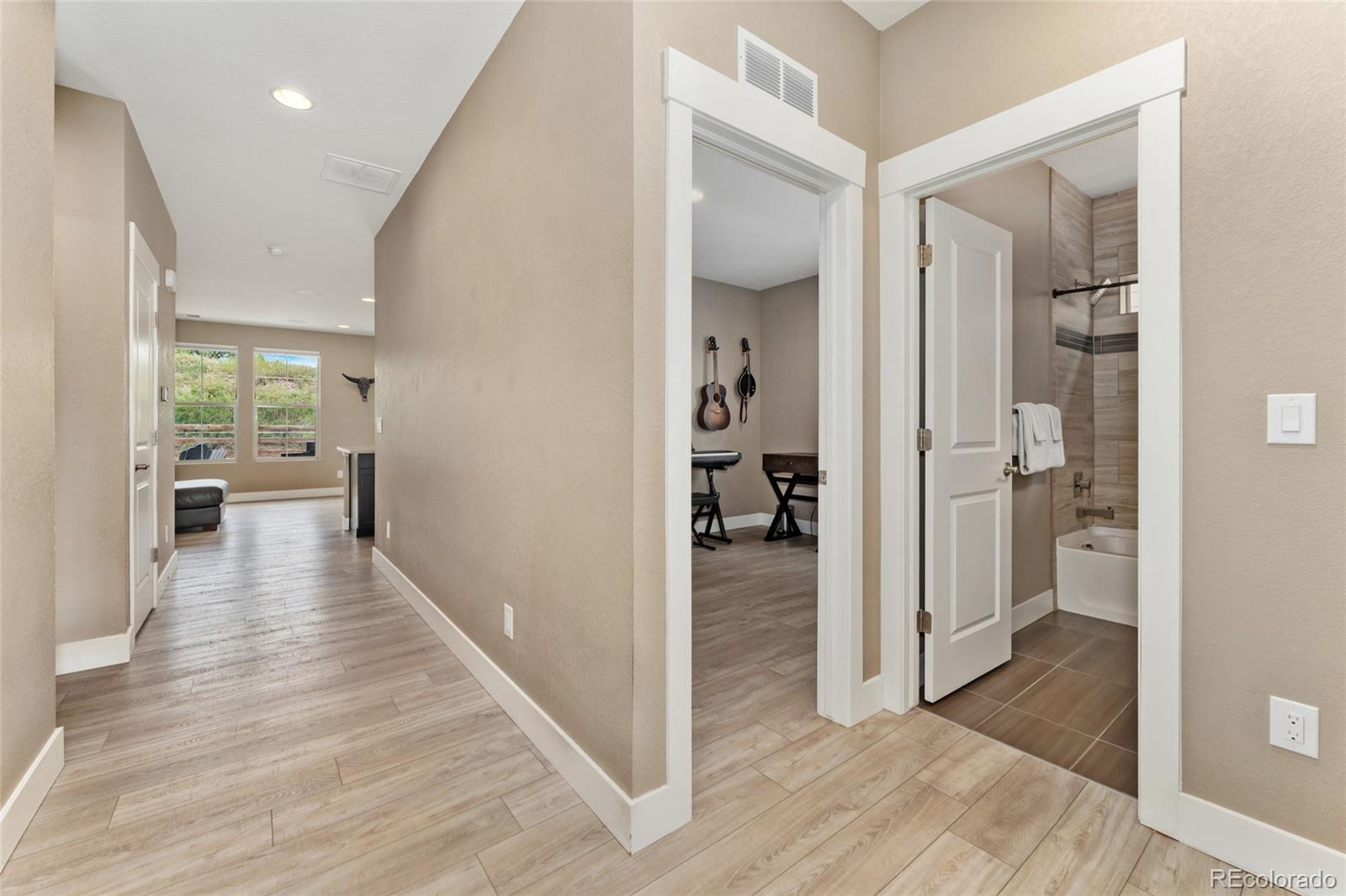 MLS Image #15 for 15061 w 70th avenue,arvada, Colorado