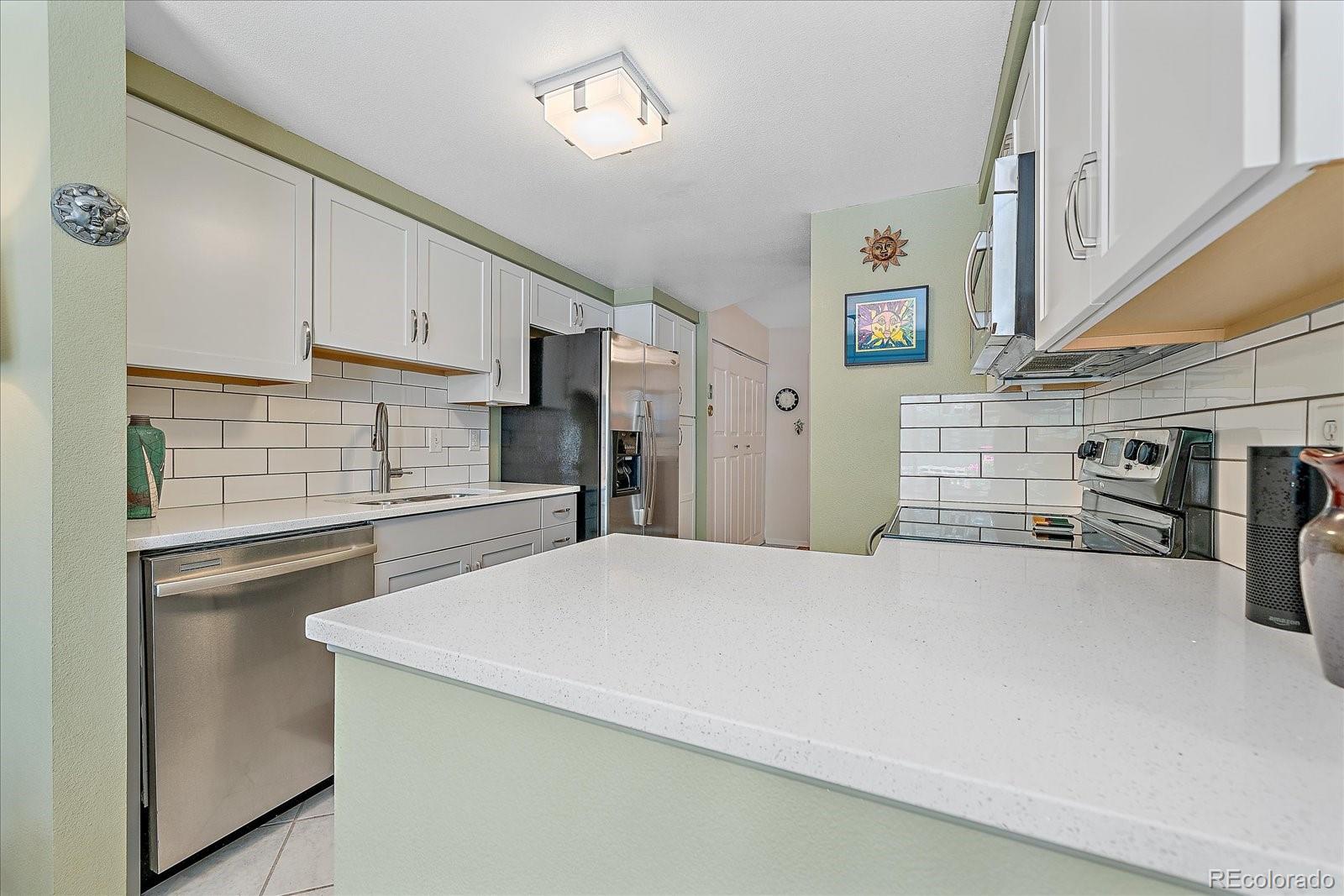 MLS Image #15 for 10389 w fair avenue,littleton, Colorado