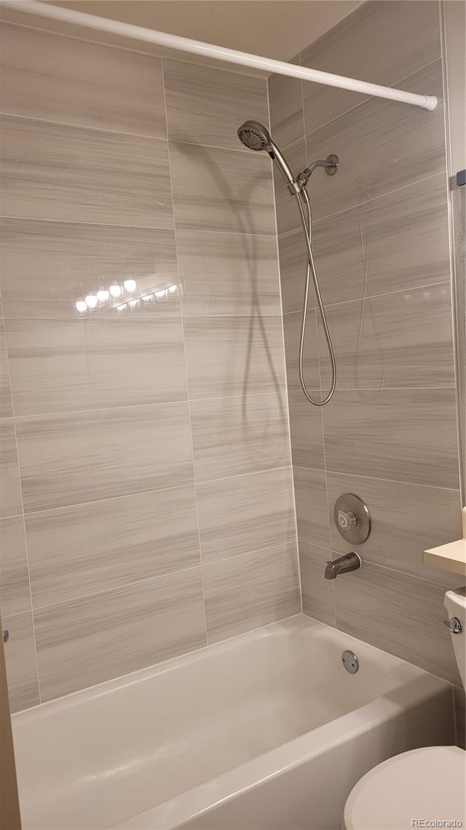 MLS Image #15 for 1818 s quebec way,denver, Colorado
