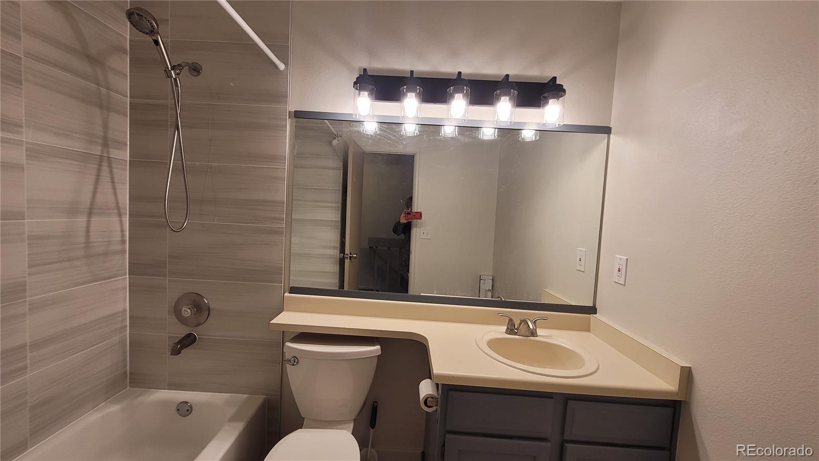 MLS Image #4 for 1818 s quebec way,denver, Colorado