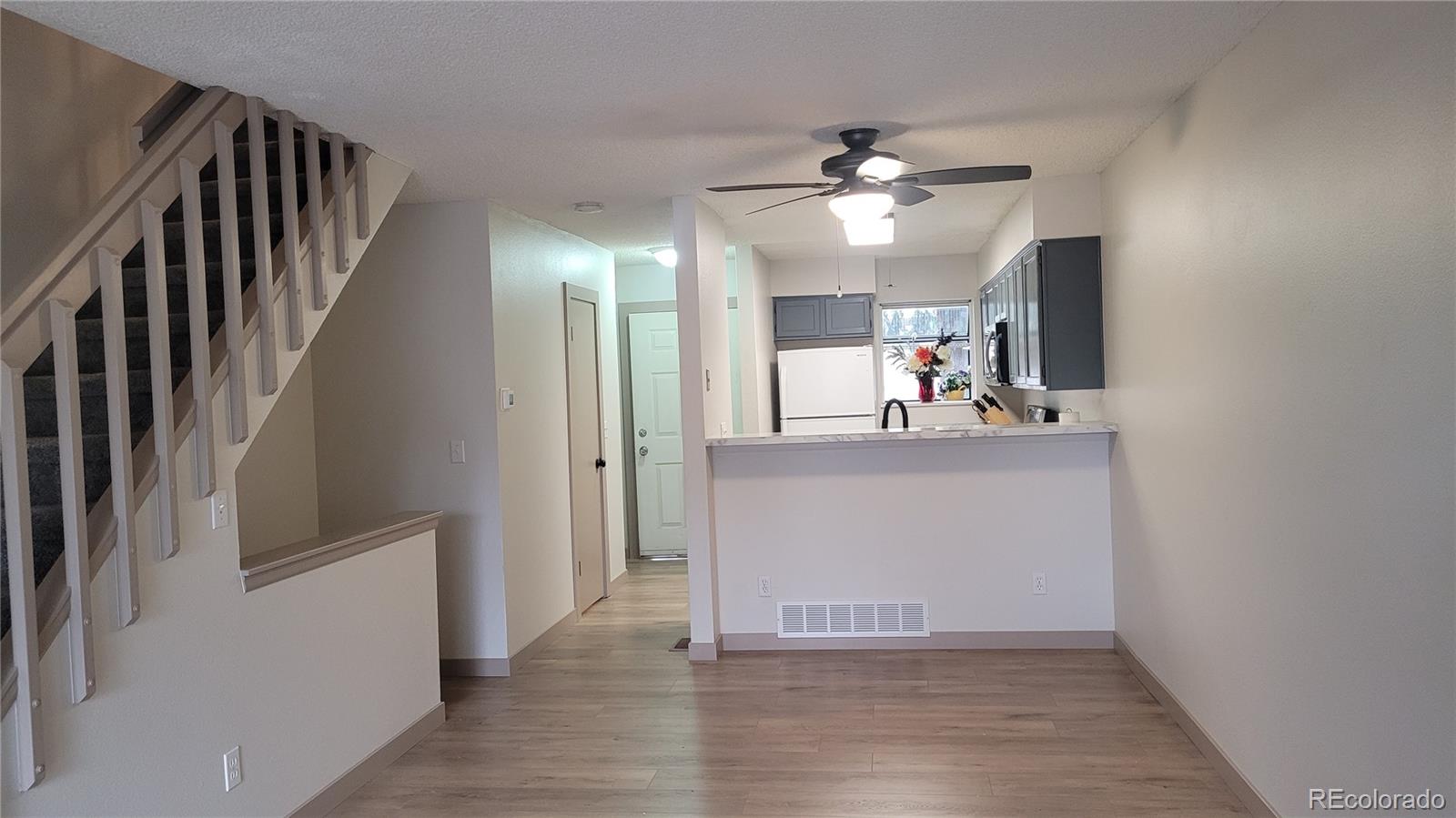 MLS Image #7 for 1818 s quebec way,denver, Colorado