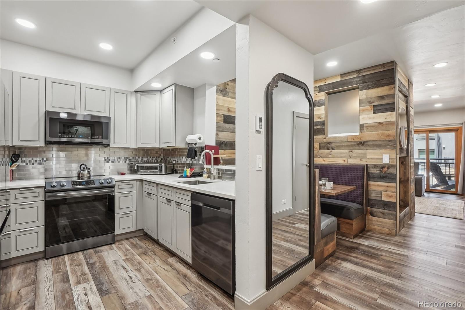 MLS Image #9 for 645 s park avenue 302,breckenridge, Colorado