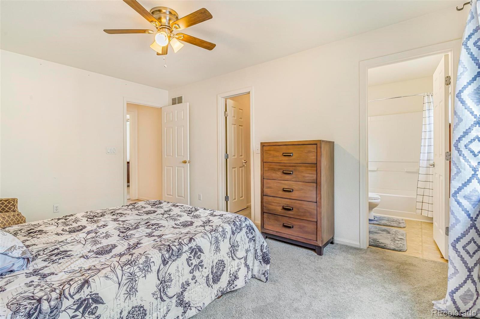 MLS Image #11 for 5895  biscay street,denver, Colorado