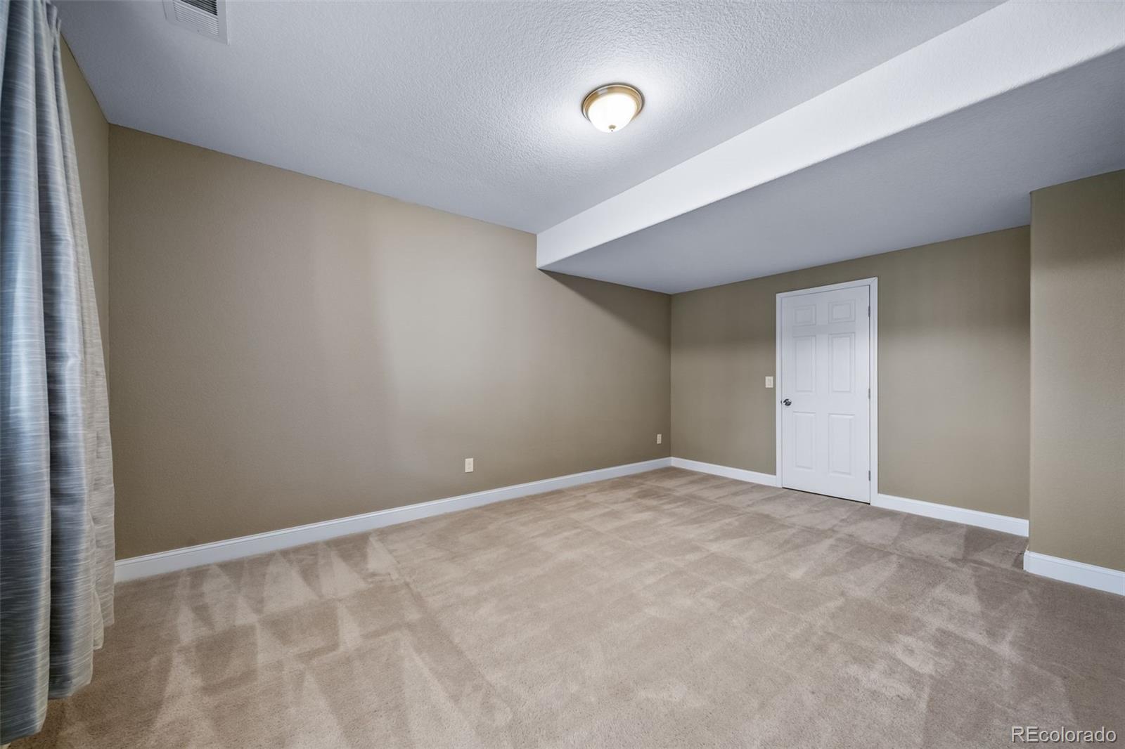 MLS Image #42 for 7720 s queensburg way,aurora, Colorado