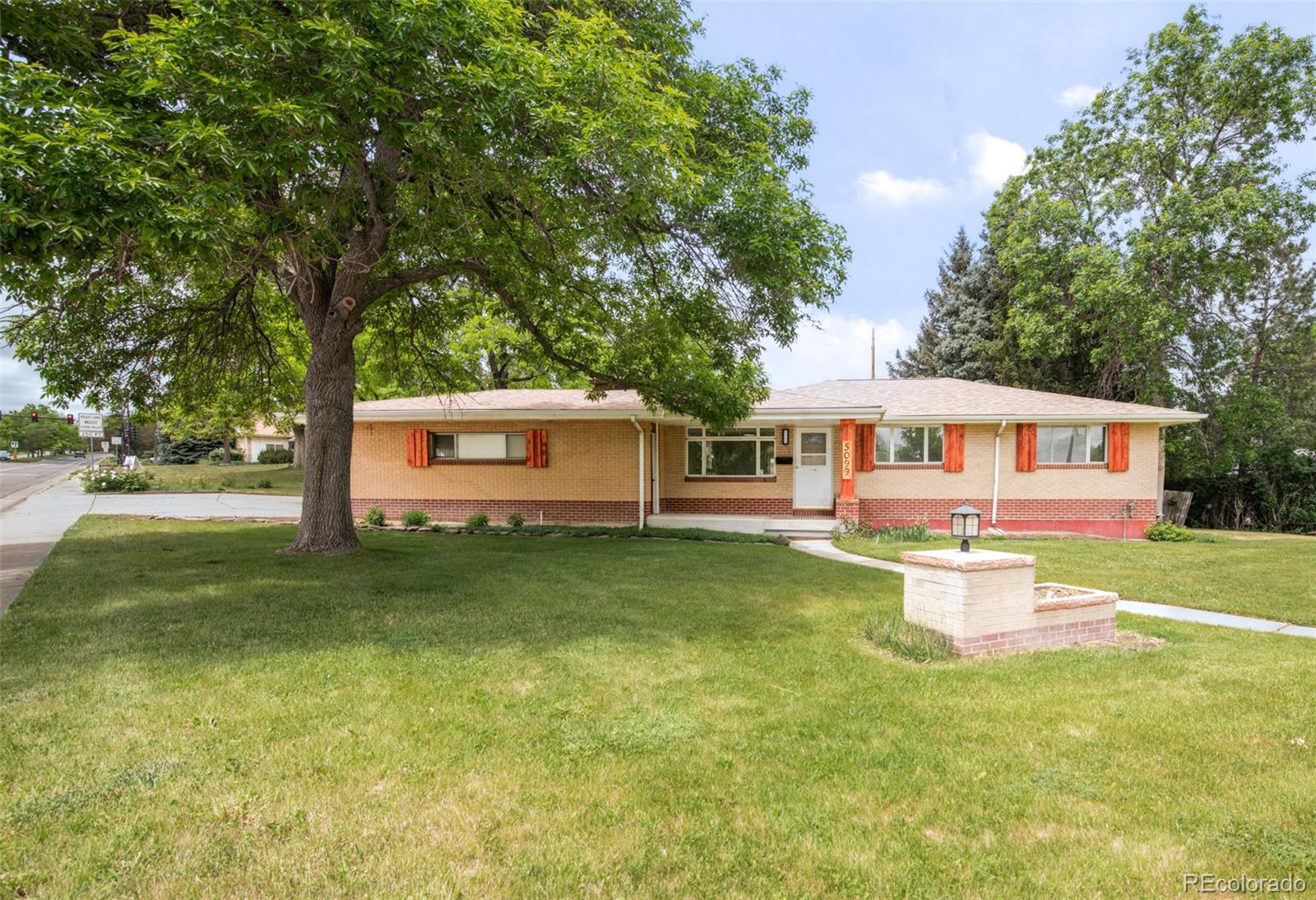 MLS Image #1 for 5099 s linden drive,englewood, Colorado