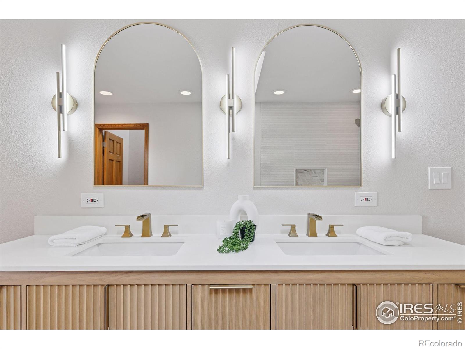 MLS Image #13 for 8654  thunderhead drive,boulder, Colorado