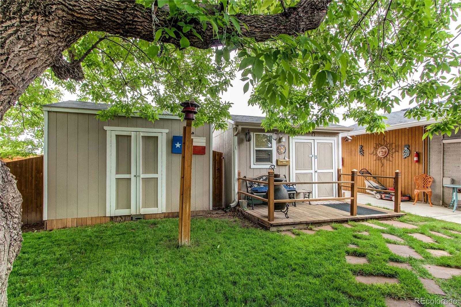 MLS Image #30 for 840  essex drive,denver, Colorado