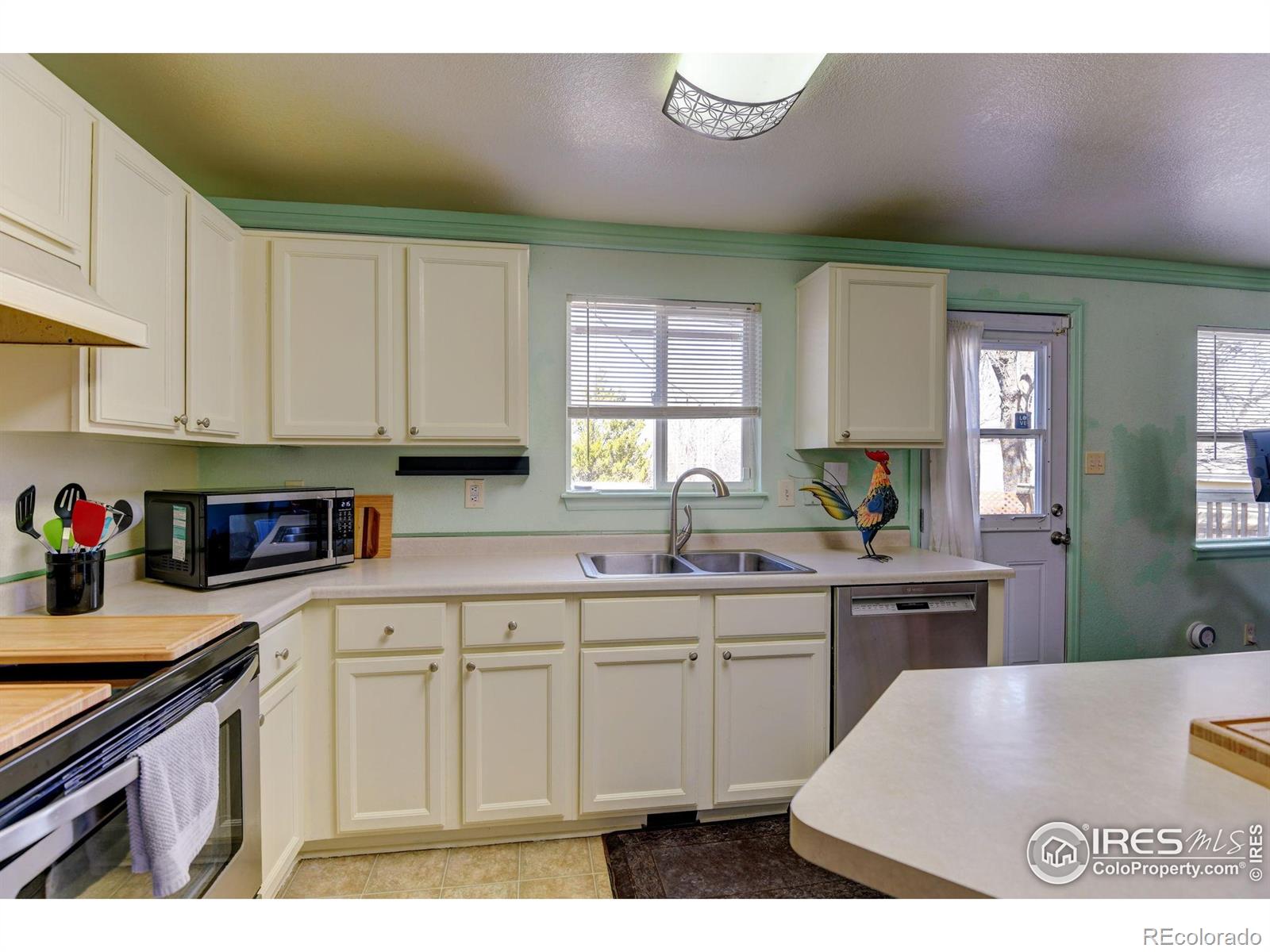 MLS Image #9 for 5241 e 128th way,thornton, Colorado