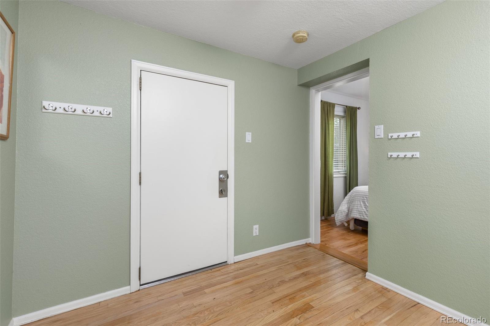 MLS Image #13 for 2690  magnolia street,denver, Colorado