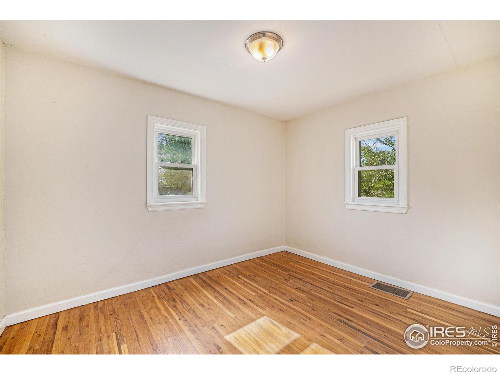 MLS Image #11 for 201  4th street,frederick, Colorado
