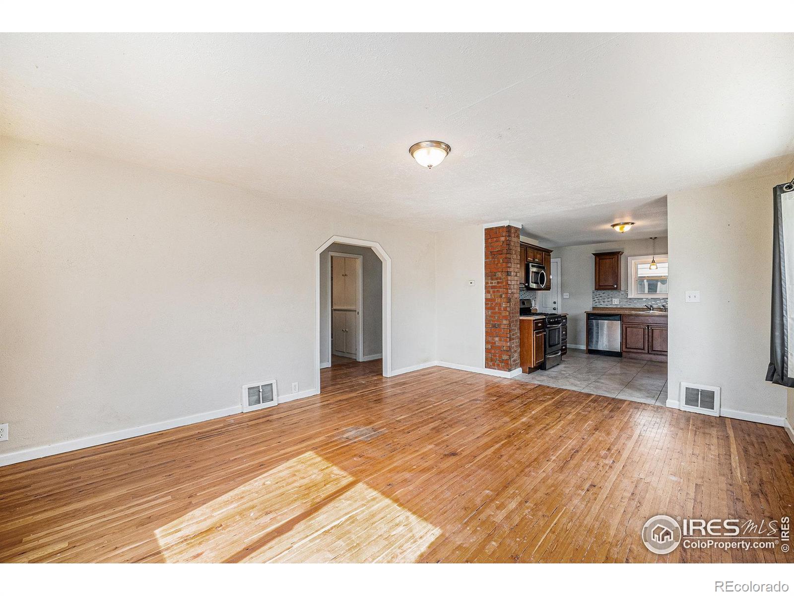 MLS Image #3 for 201  4th street,frederick, Colorado