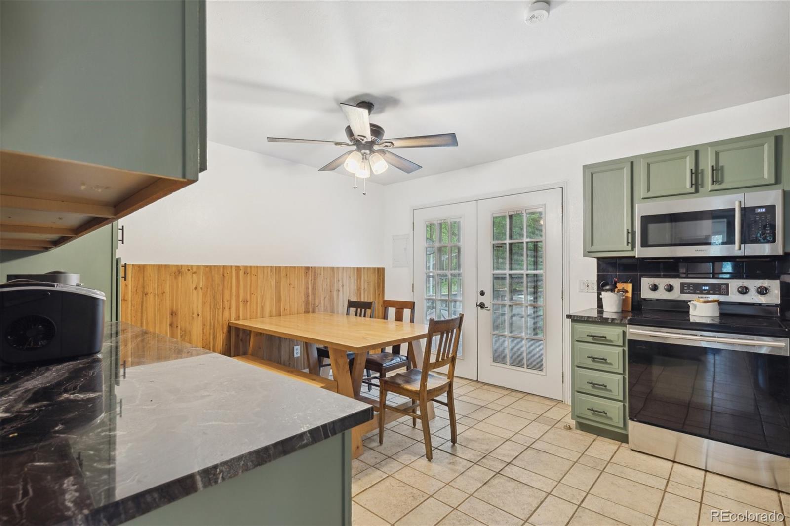 MLS Image #11 for 814  paradise lane,colorado springs, Colorado